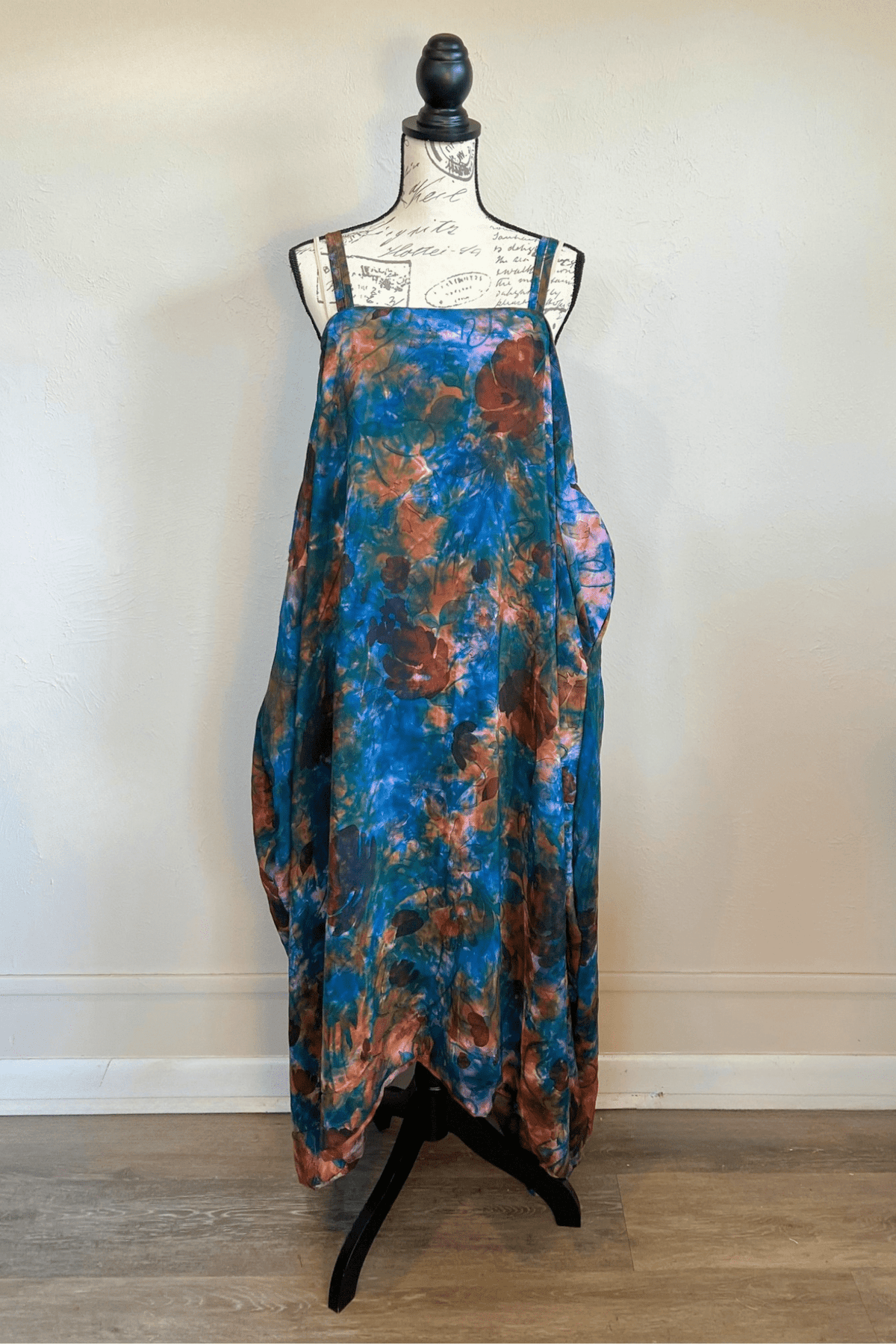 Crepe Sari Gonna Shine Maxi Dress