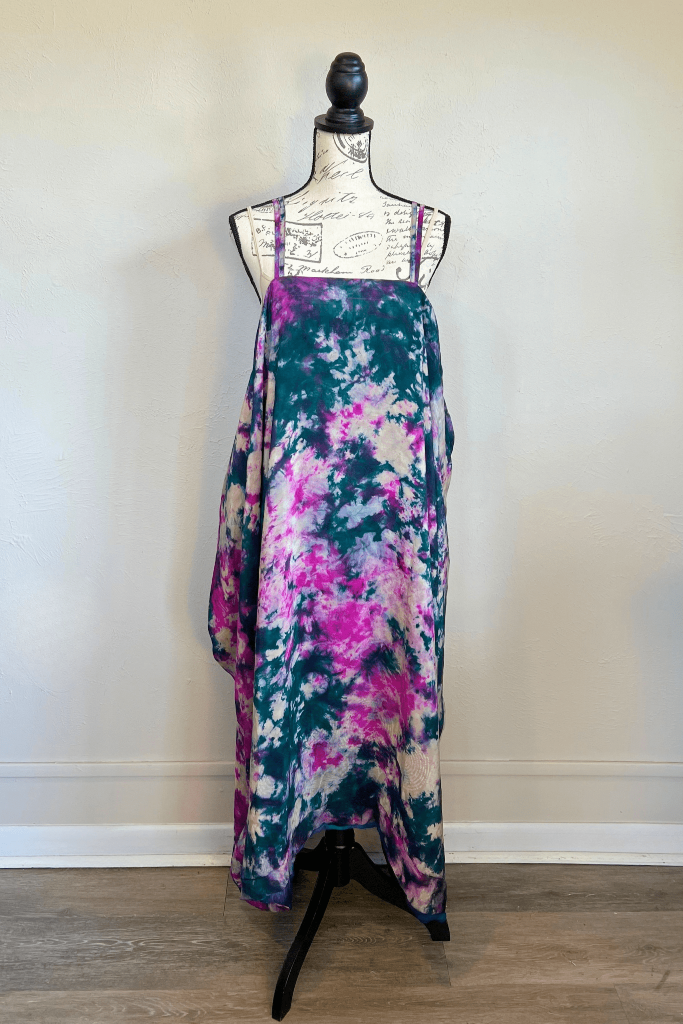 Crepe Sari Gonna Shine Maxi Dress