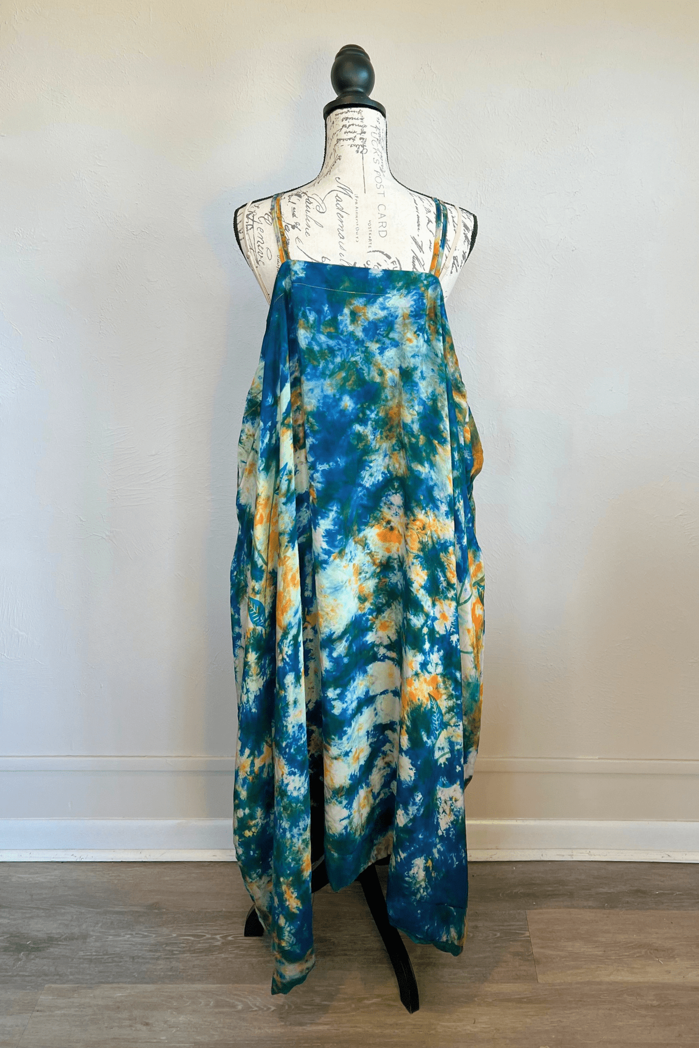 Crepe Sari Gonna Shine Maxi Dress