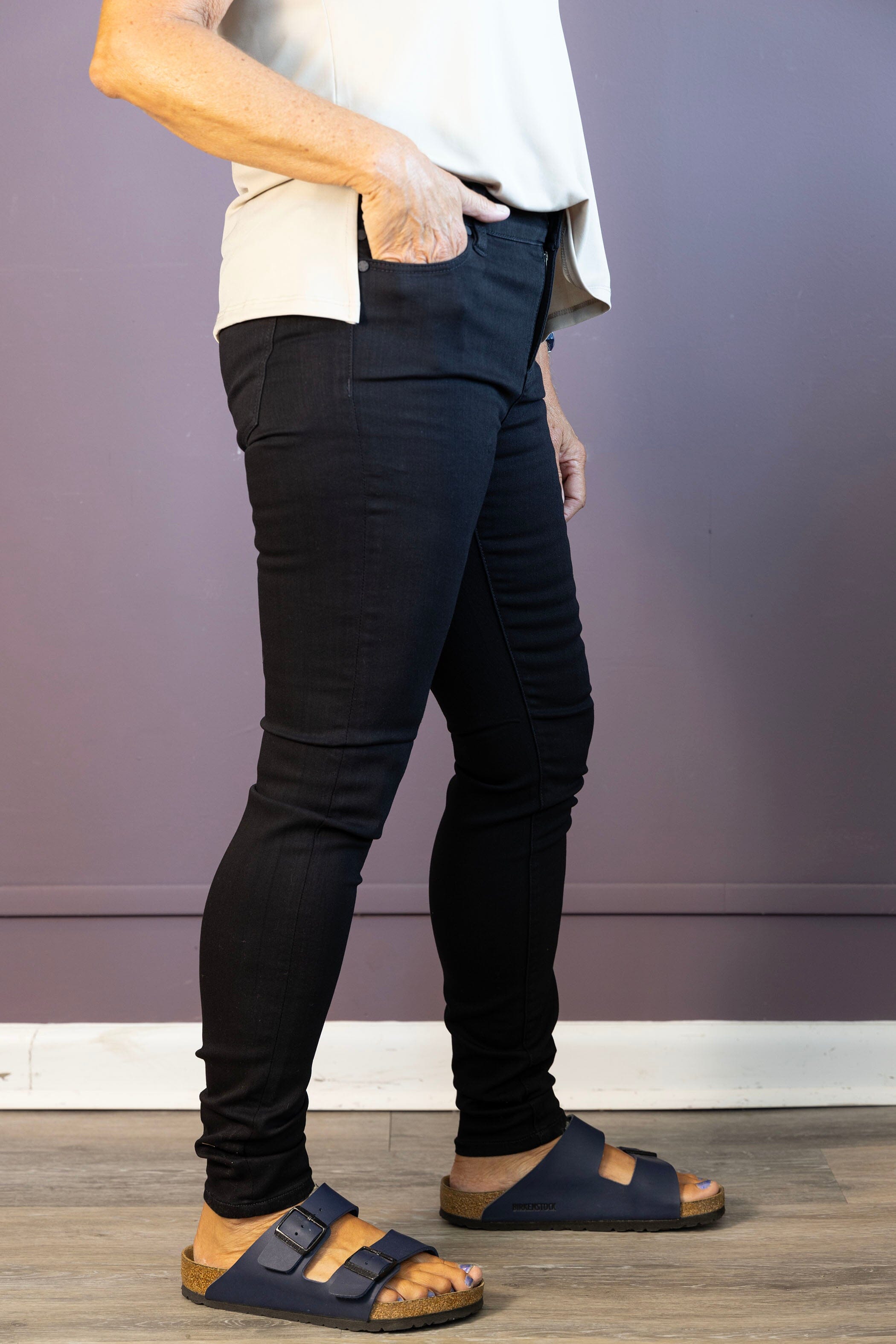 Abby Skinny (Black Rinse)