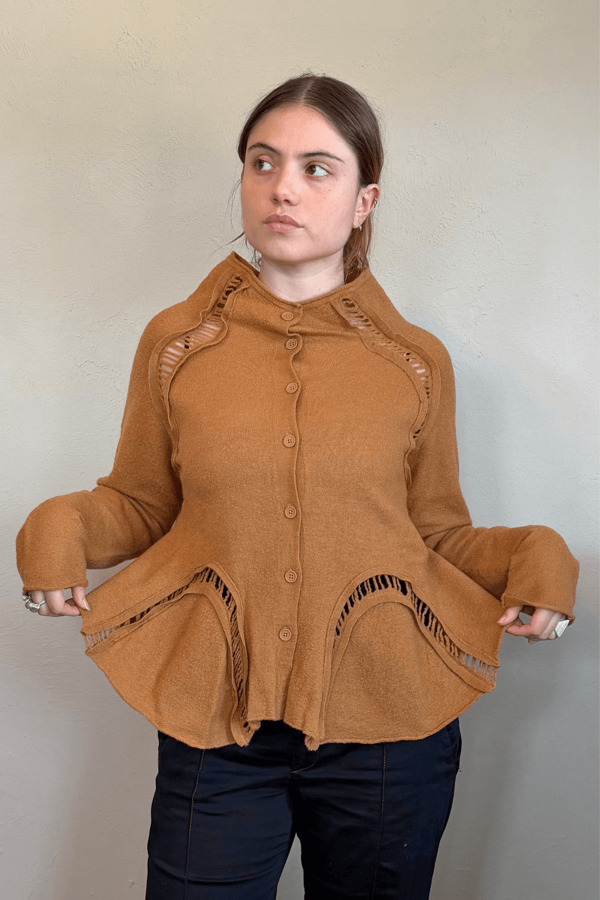 3247105   Cardigan