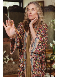 Art Of Life Opera Kimono