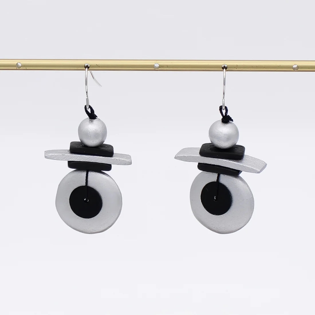 Assuta Drop Earrings