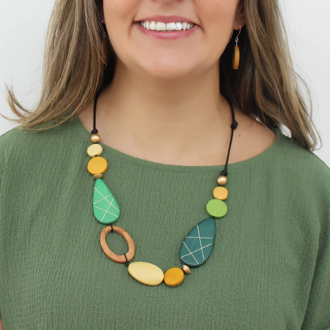 Laken Necklace