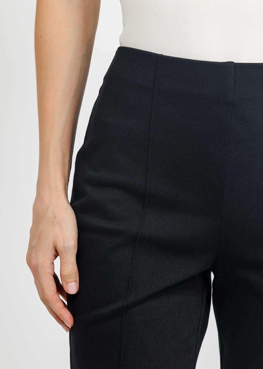450280 Kick Flare Pant