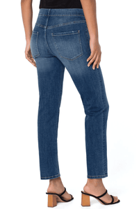 Chloe Slim (Westchester)