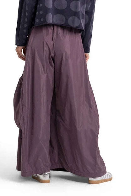Planet 04N Big Pocket Pant in Turtle and Amethyst, with voluminous wide legs and oversized gathered pouch pockets