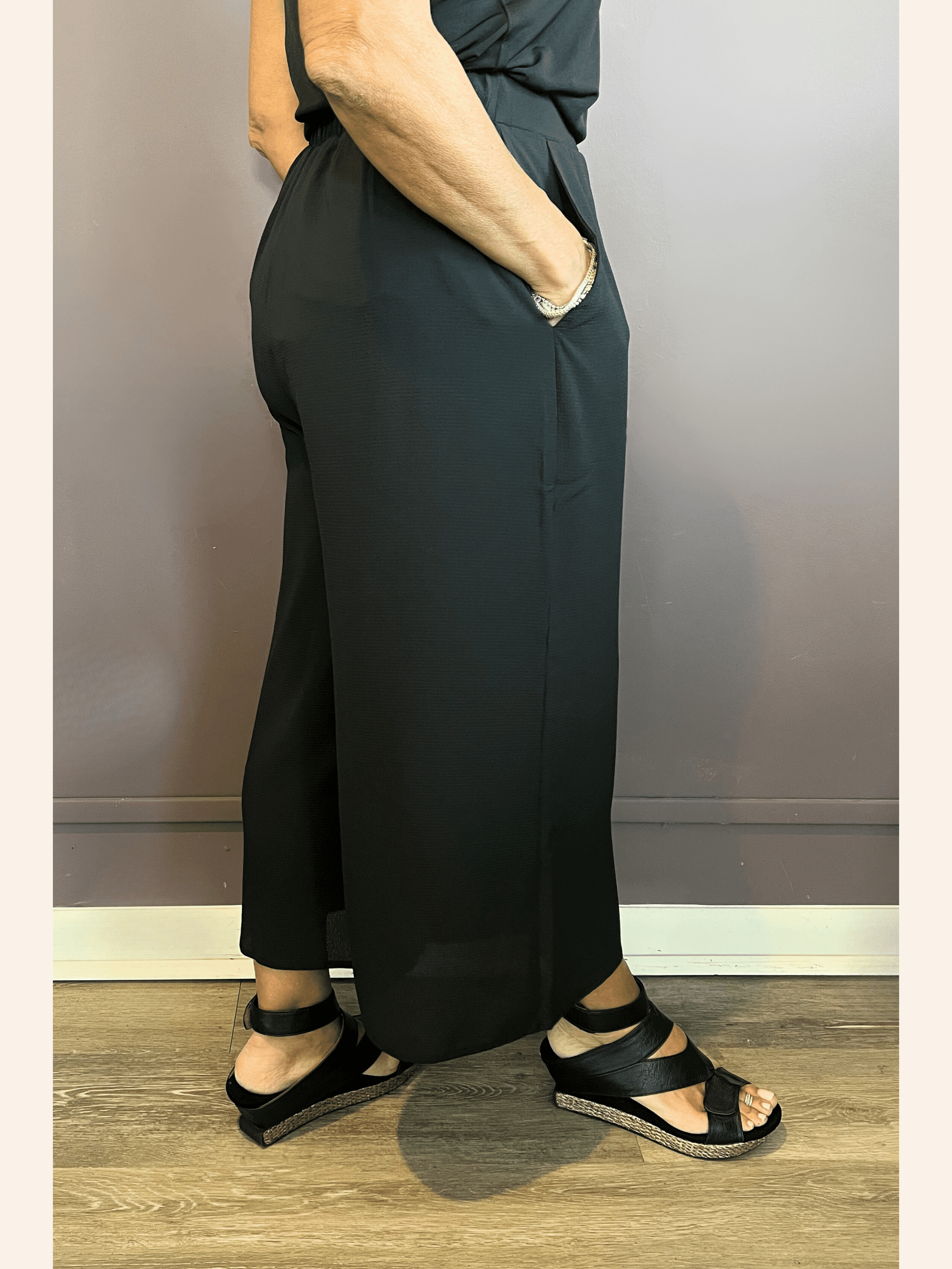 Black Vogue Amma Pant