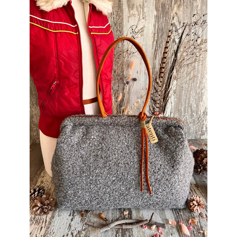 Charlie Pioneer Snap Frame Bag
