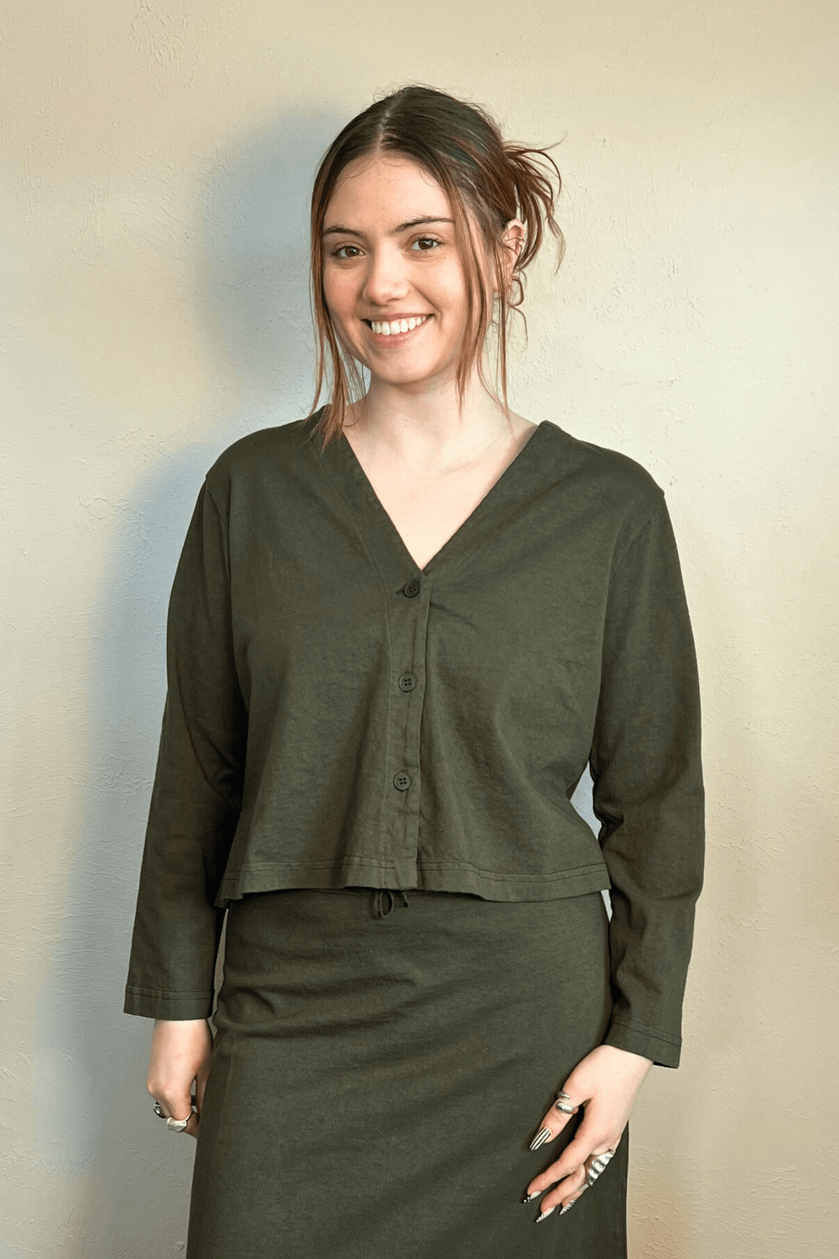 Crop V Cardigan - Peppercorn