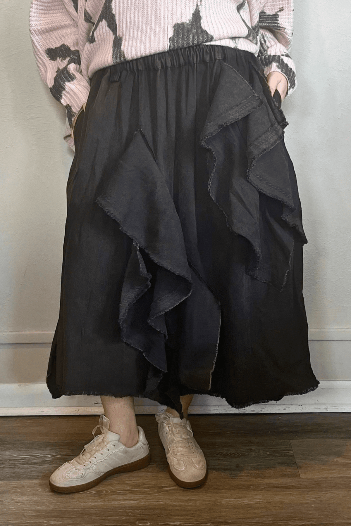 Moyuru Ruffle Denim Skirt