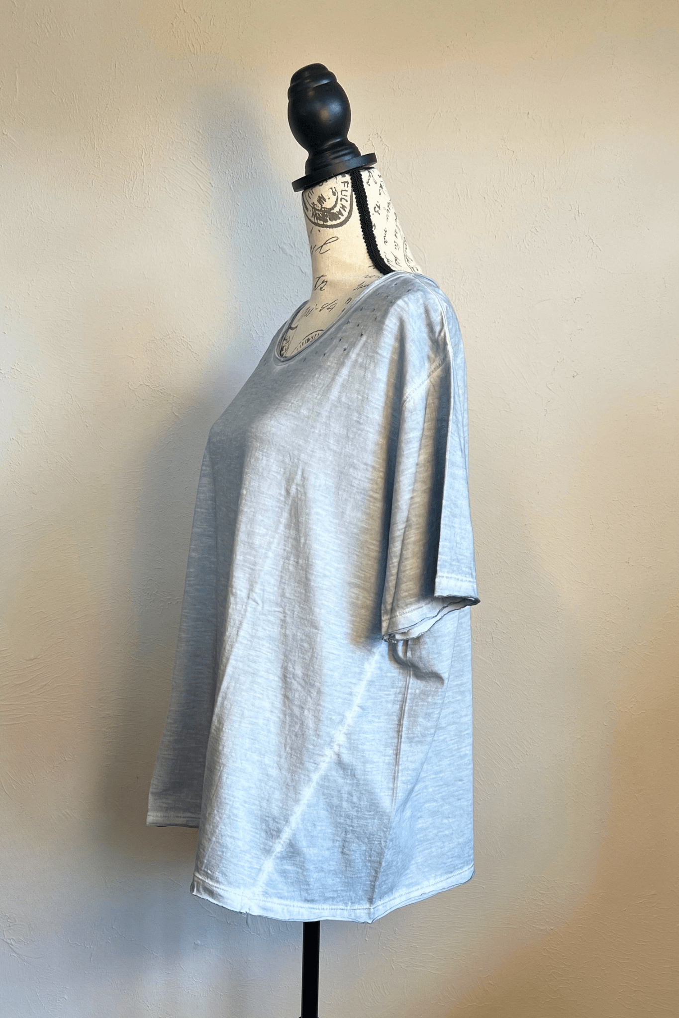 Distressed Solid T