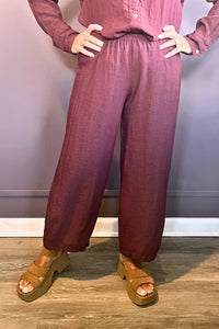 Cropped Pant with Darts