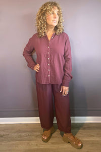 Cropped Pant with Darts