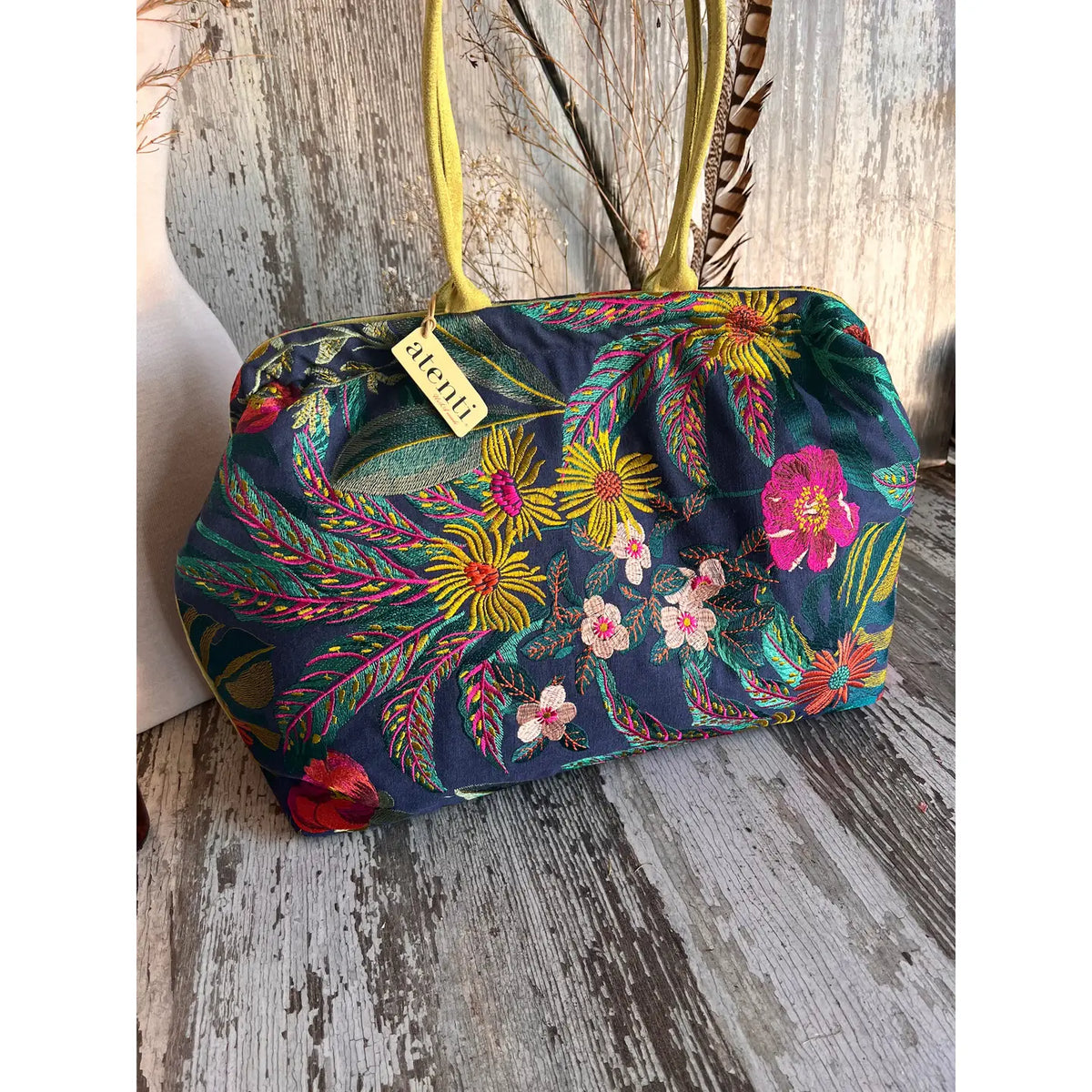 Flora Pioneer Snap Frame Bag
