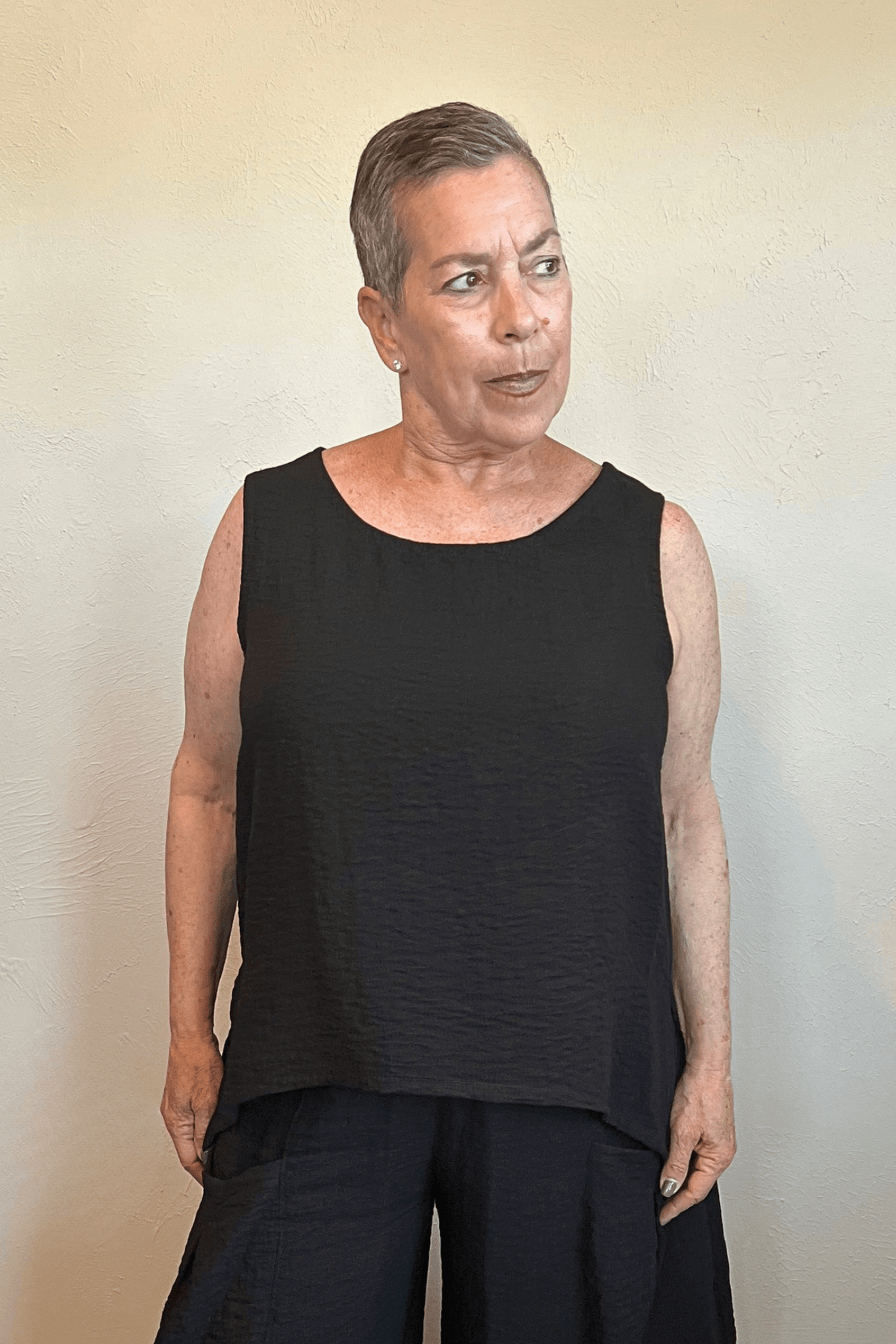 Gail's Tank Top - Black