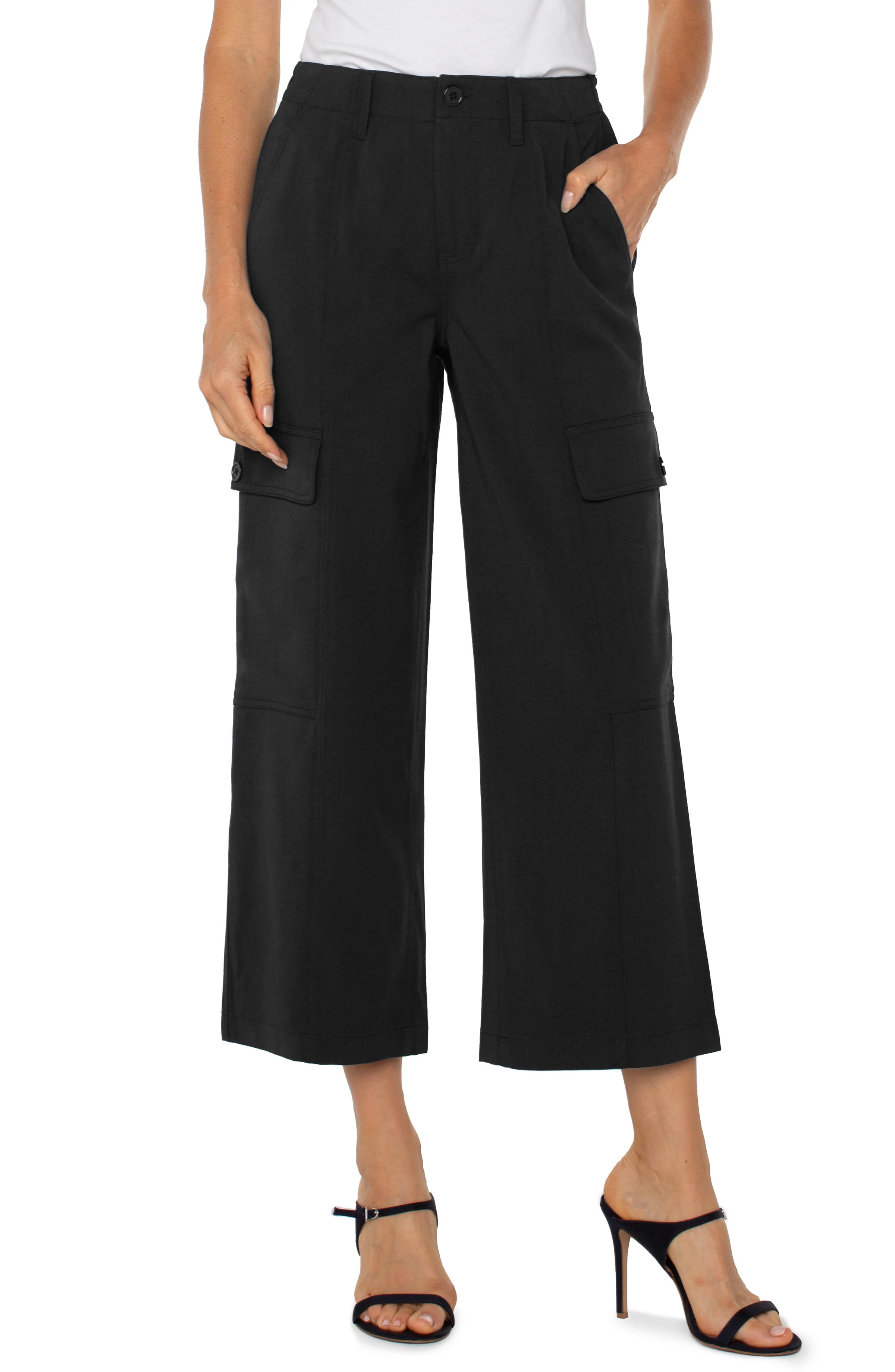 Hi-Rise Cargo Crop (Black)