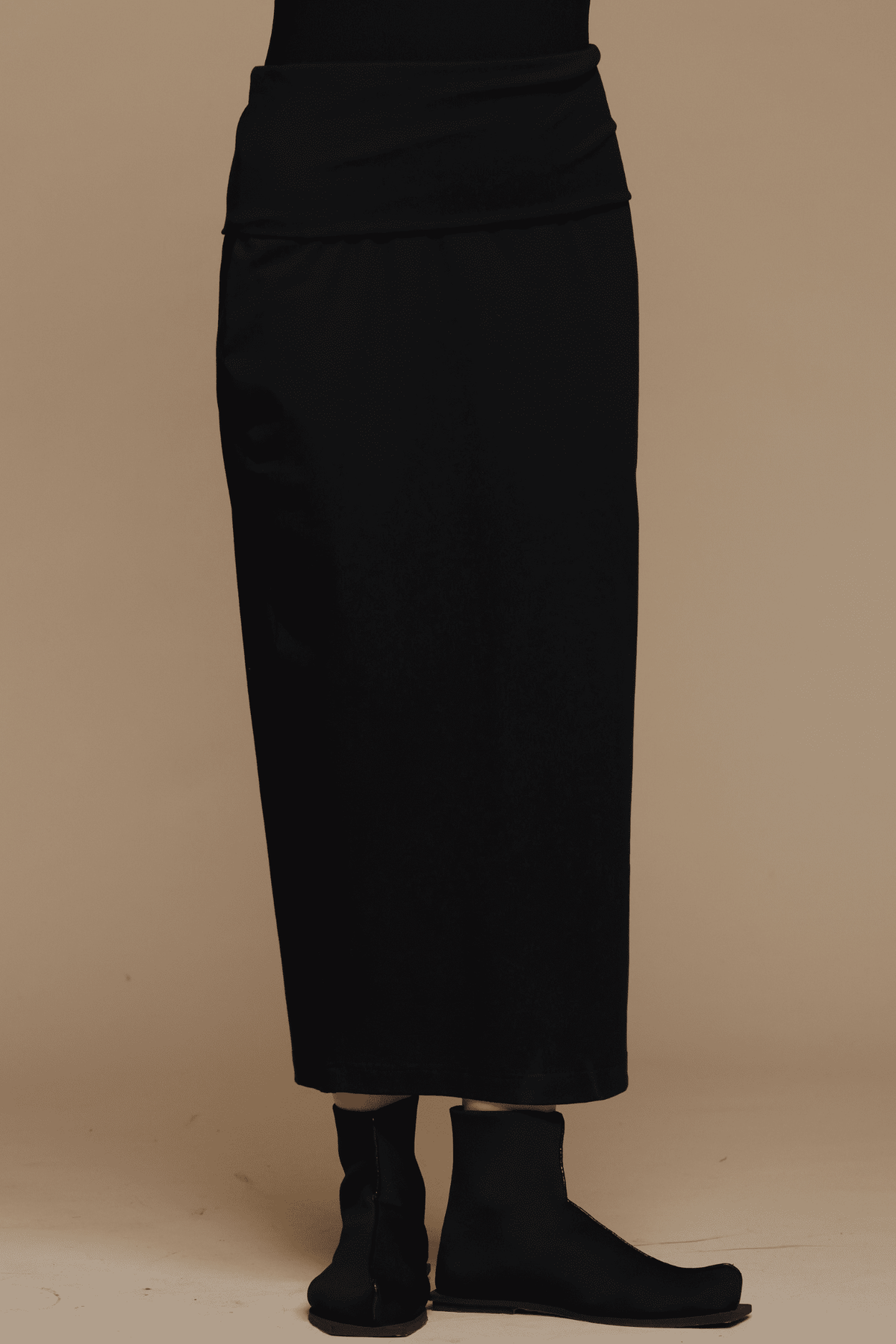 J875   Loop Skirt