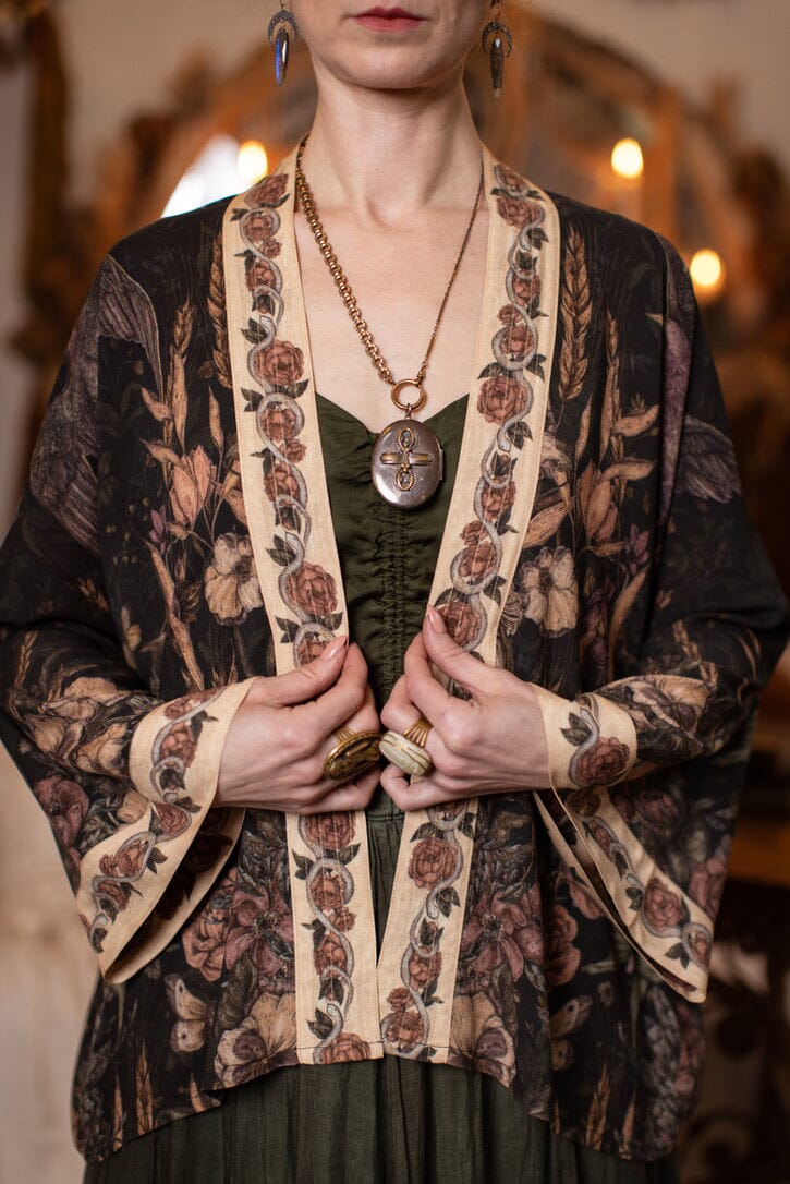Momento Cropped Kimono