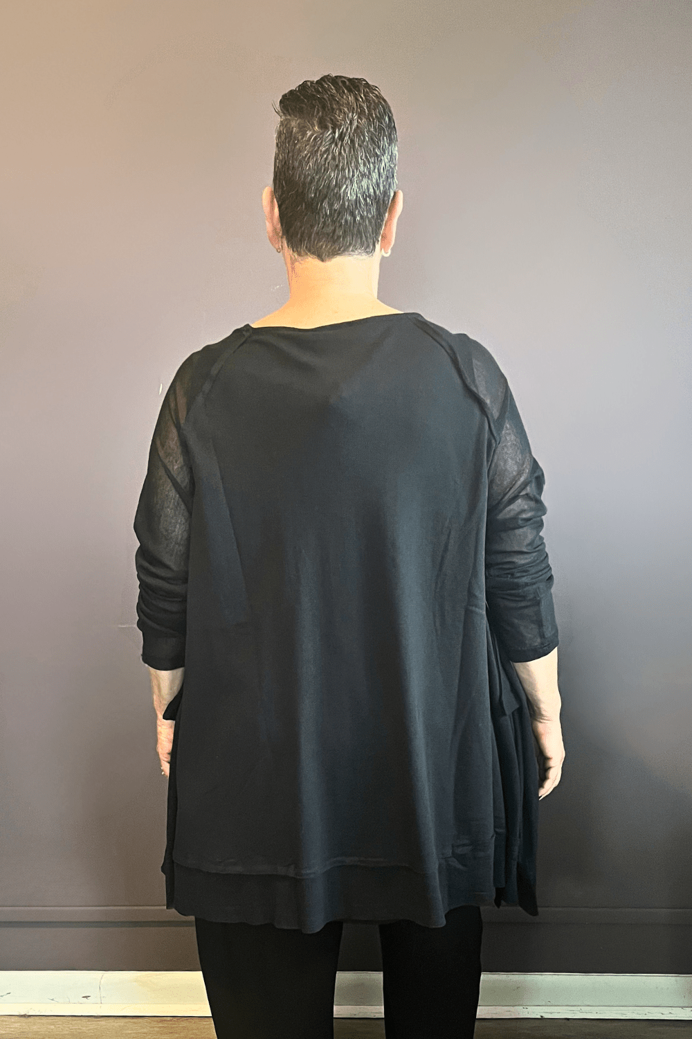 The Mesh Square Top (Black)