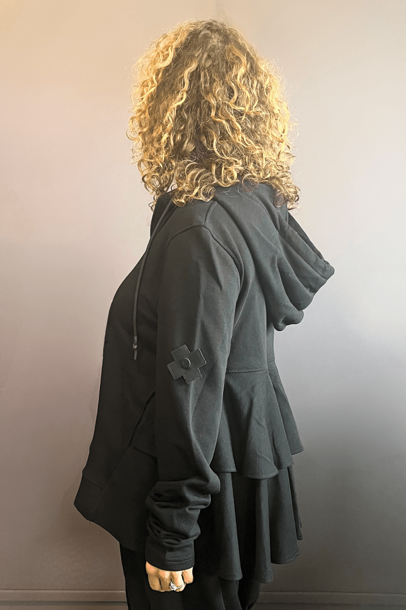 The No Cardigan III (Black)