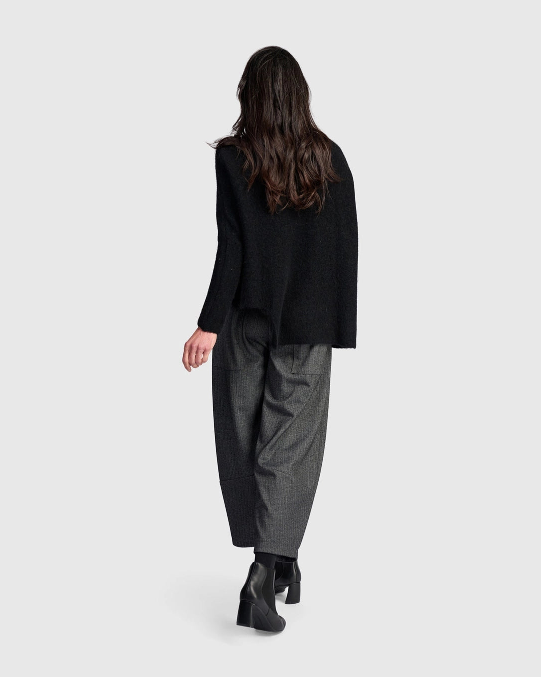As950  Sculpt Boxy Sweater
