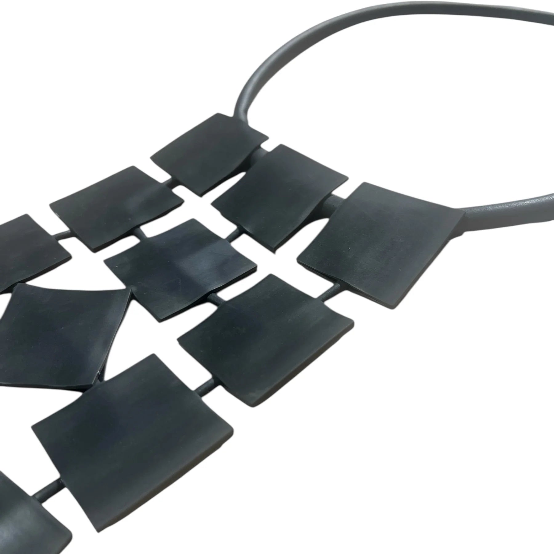 Shikaku Necklace