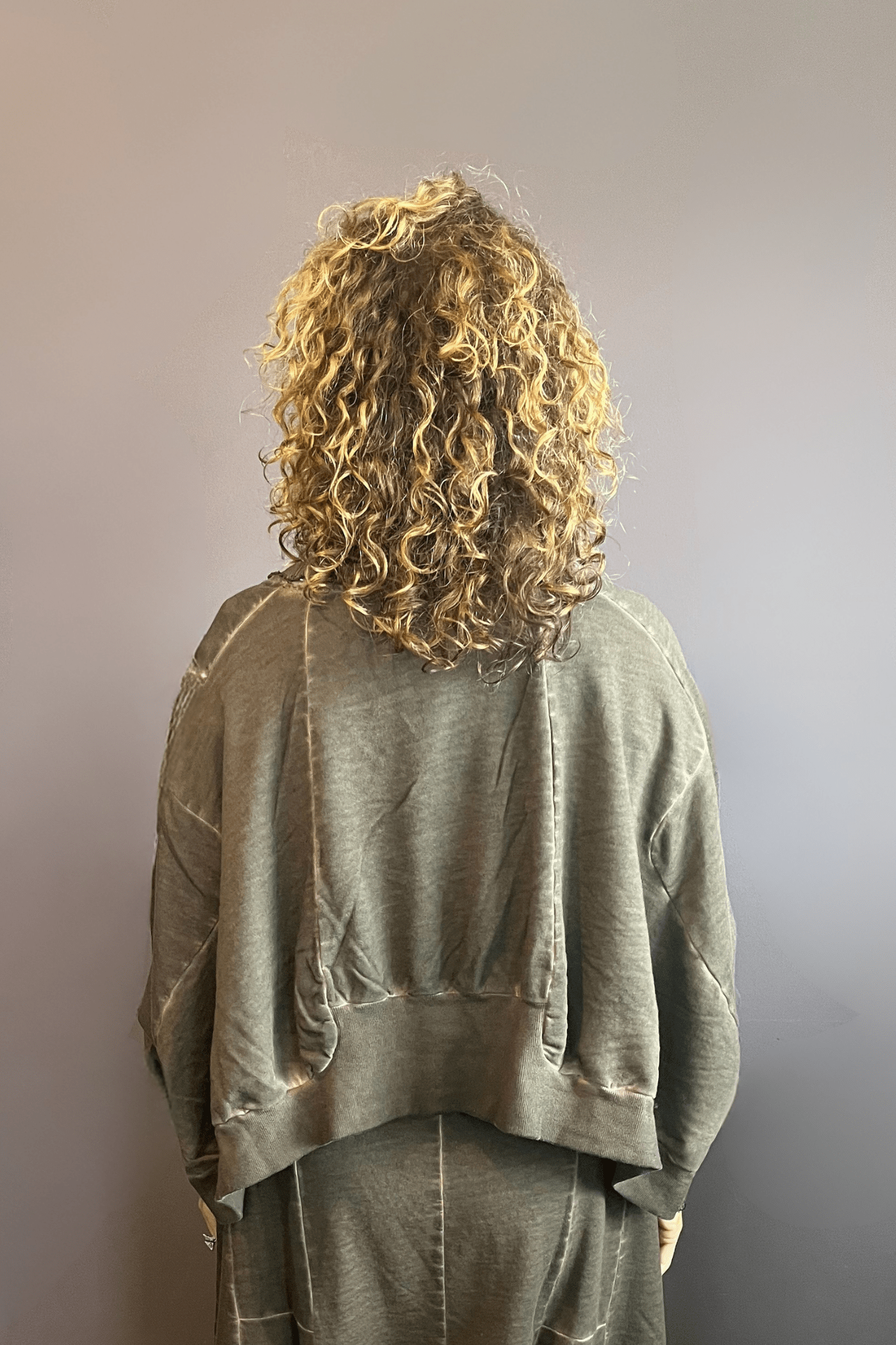 The Wide ShortShort Sweatshirt (Chocolate)