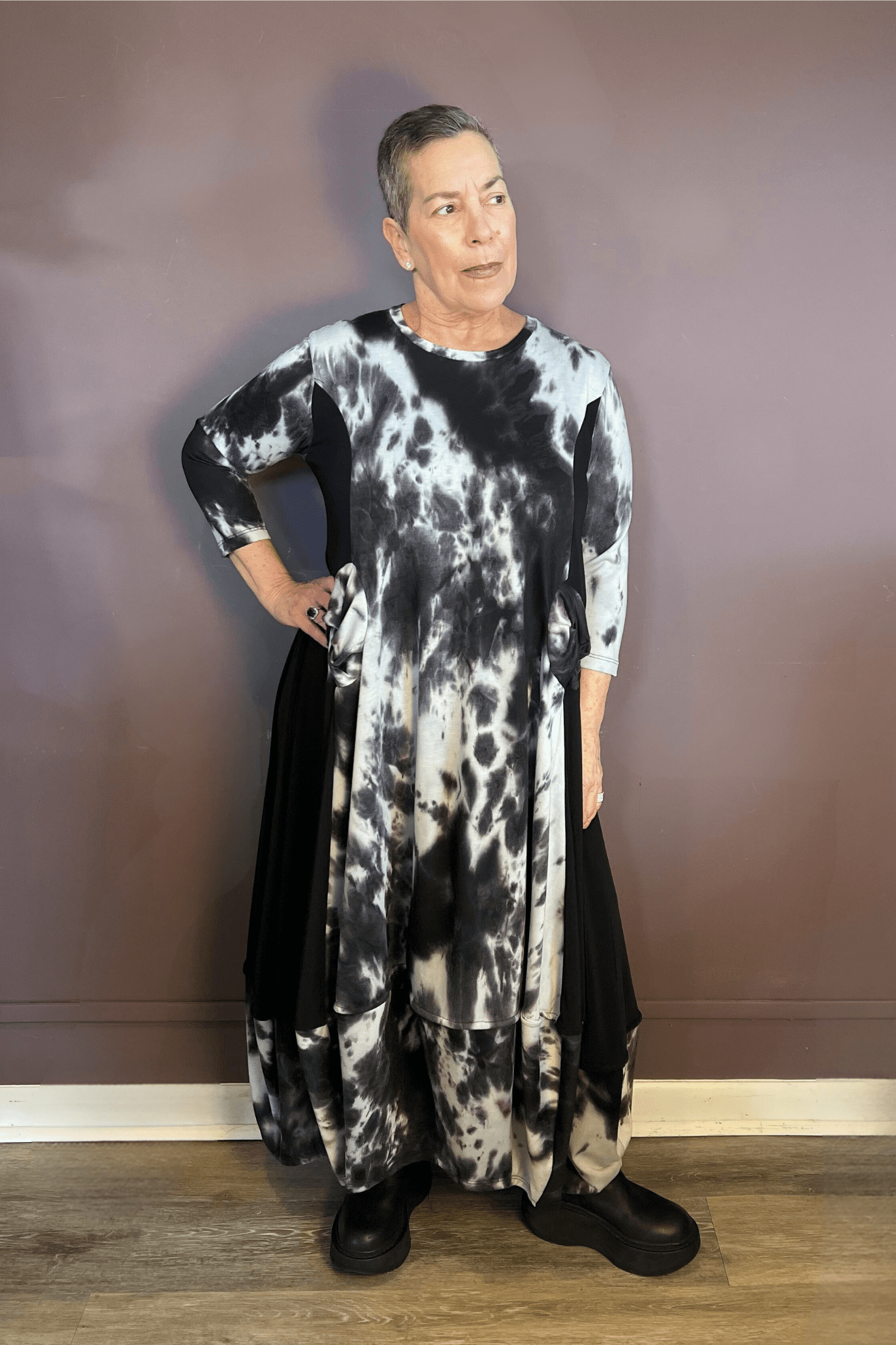Tie-Dye Rosette Pocket Dress (Black)