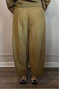 Gertie's 5079 3 Pocket Corduroy Pant, a cropped fine-wale corduroy pull-on barrel-leg pant with oversized patch pockets and an asymmetrical lower-leg pocket, shown in black and olive.