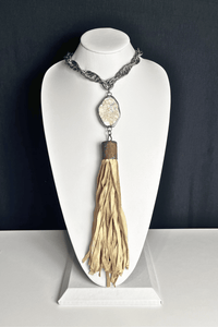 Spring Tuker Necklace