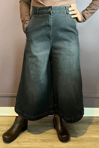 The Upside Down Pant (Black)