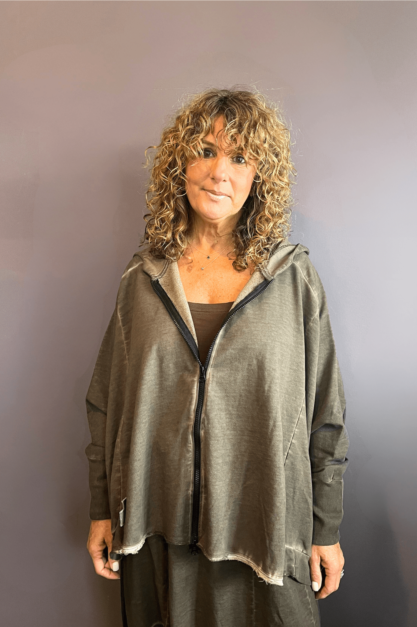 A Wide Short Jacket II (Chocolate)