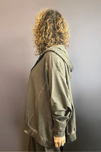 A Wide Short Jacket II (Chocolate)