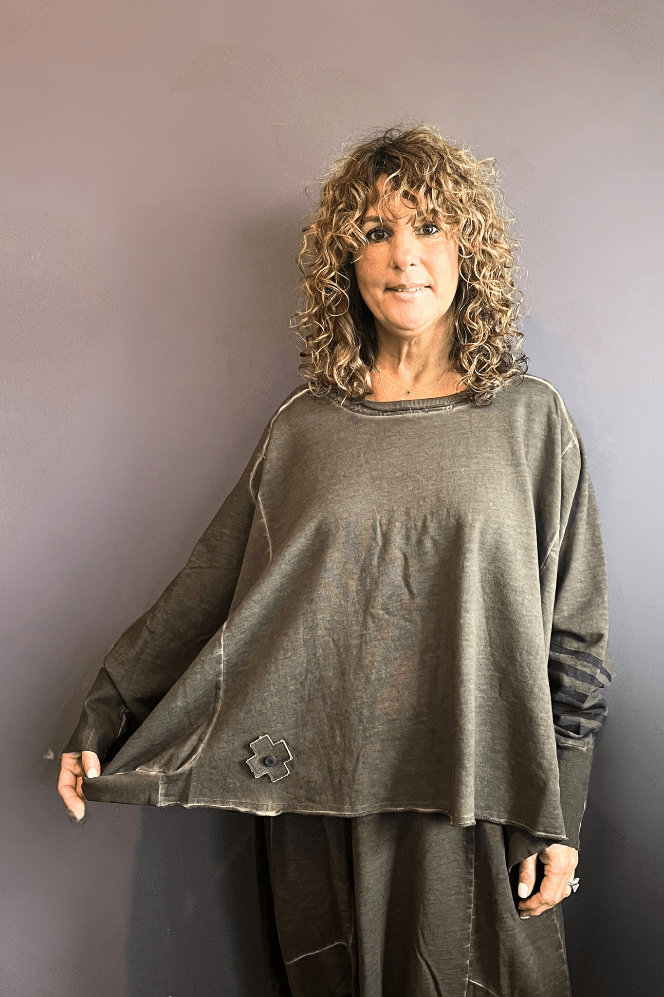 A Wide Short Sweatshirt II (Chocolate)